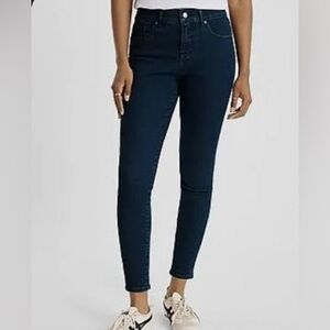 Express Dark Wash Super Skinny Jeans 29